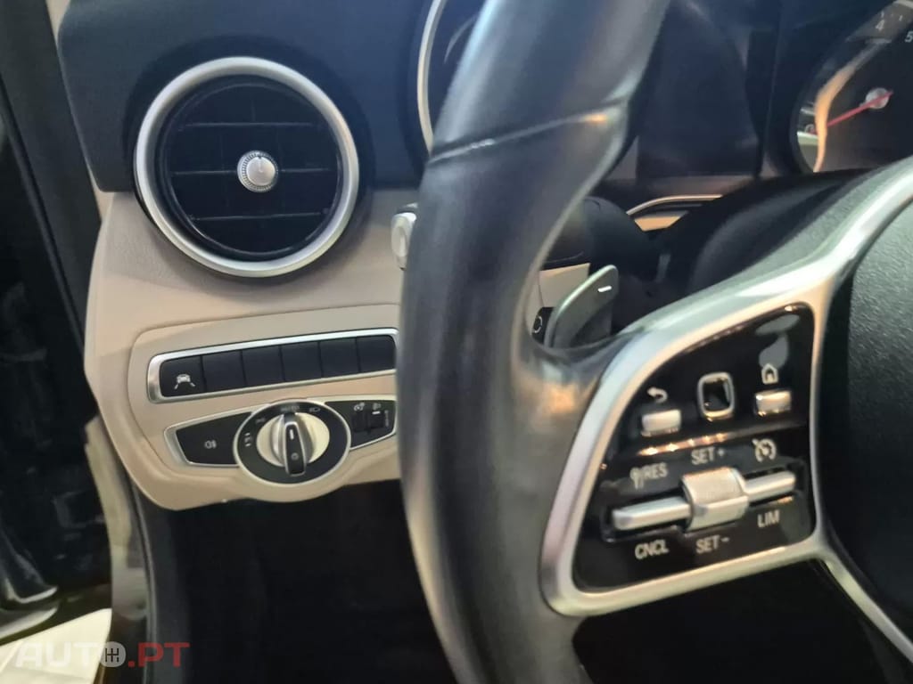 Mercedes-Benz C 300 e 9G-TRONIC Exclusive