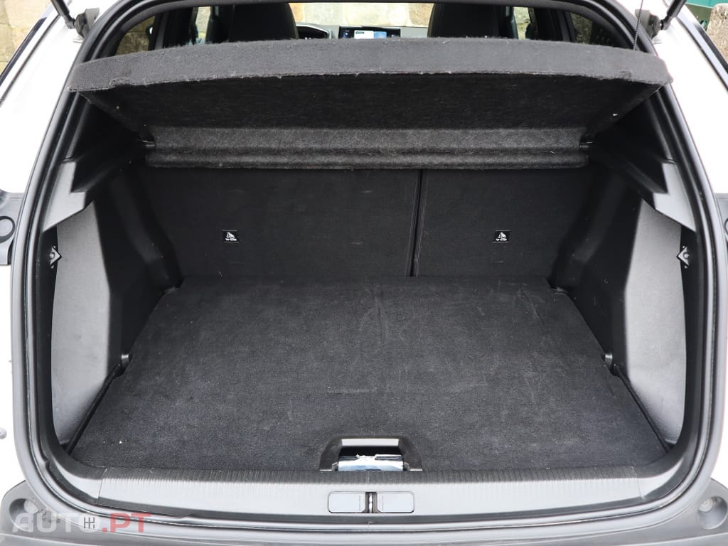 Peugeot 2008 1.5 BlueHDi GT EAT8