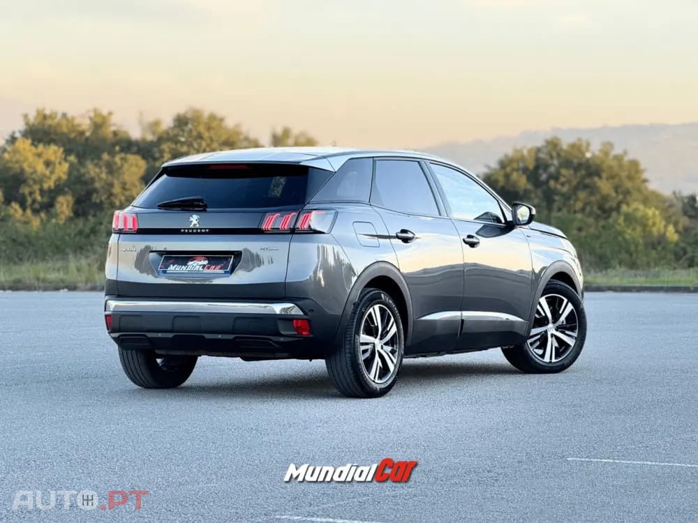 Peugeot 3008 1.6 Hybrid Allure e-EAT8
