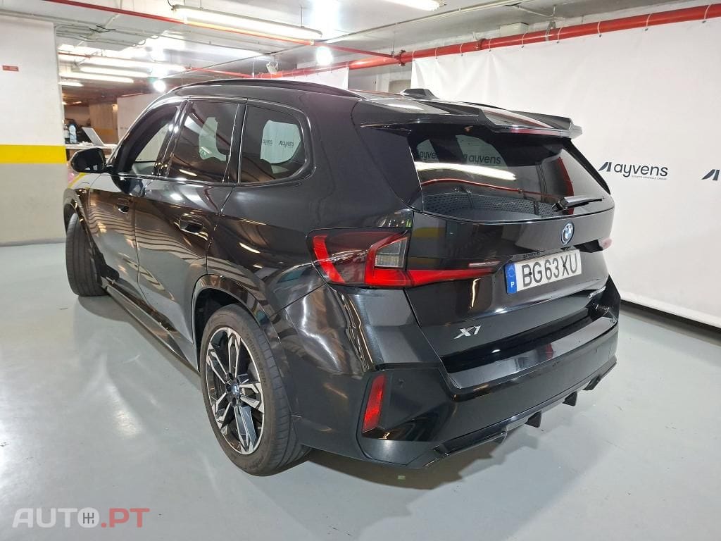 BMW X1 xDrive30e Pack Desportivo M