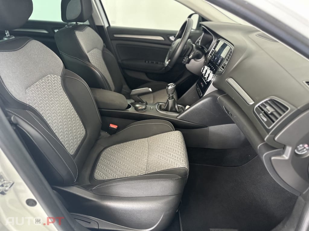 Renault Mégane Sport Tourer 1.5 Blue dCi Limited J17