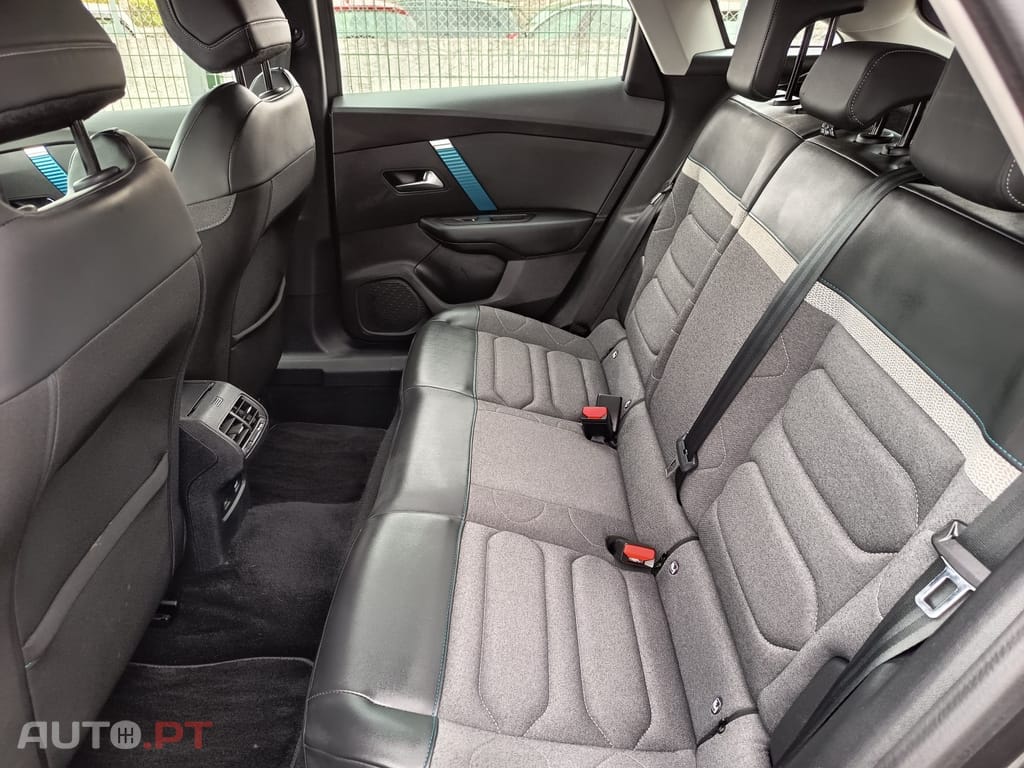 Citroen e-C4 50 kWh Shine Pack