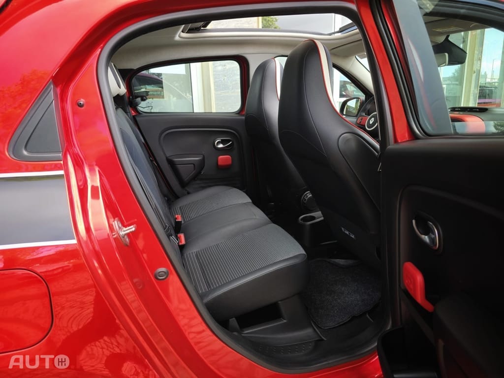 Renault Twingo 0.9 TCe Sport