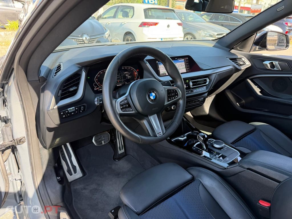 BMW 216 d Pack Desportivo M