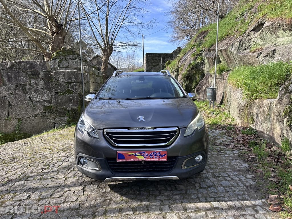 Peugeot 2008 PureTech 100 Allure