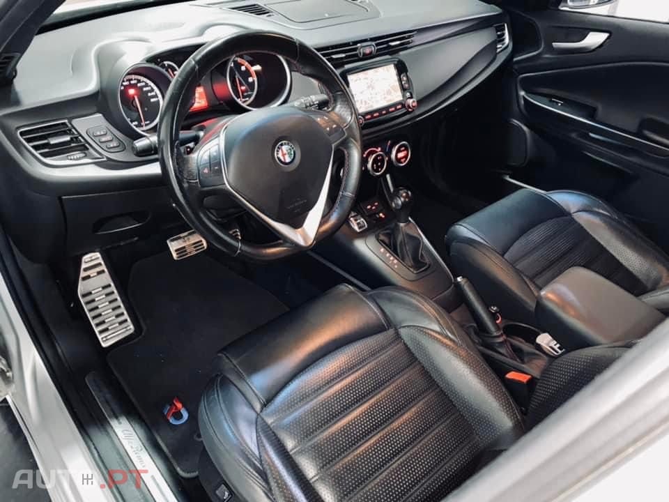Alfa Romeo Giulietta 2.0 JTDm Sprint Speciale