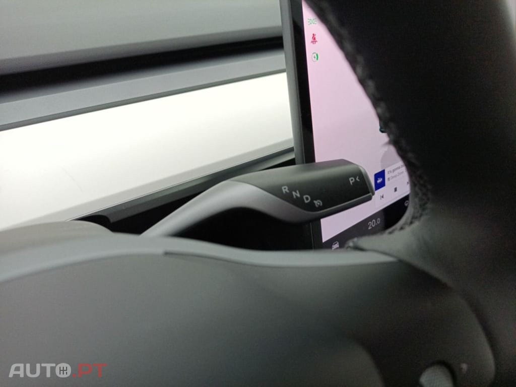 Tesla Model Y Long-Range Dual Motor AWD