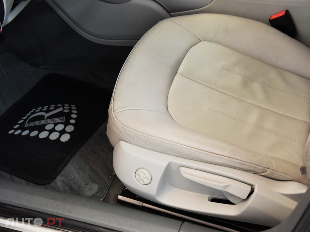 Audi A6 Avant 2.0 TDi Business Line Sport Multitronic