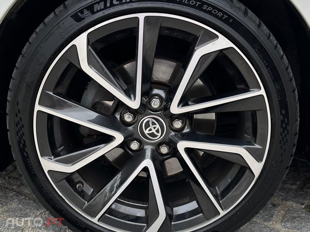 Toyota Corolla TOURING SPORTS 184H COLLECTION