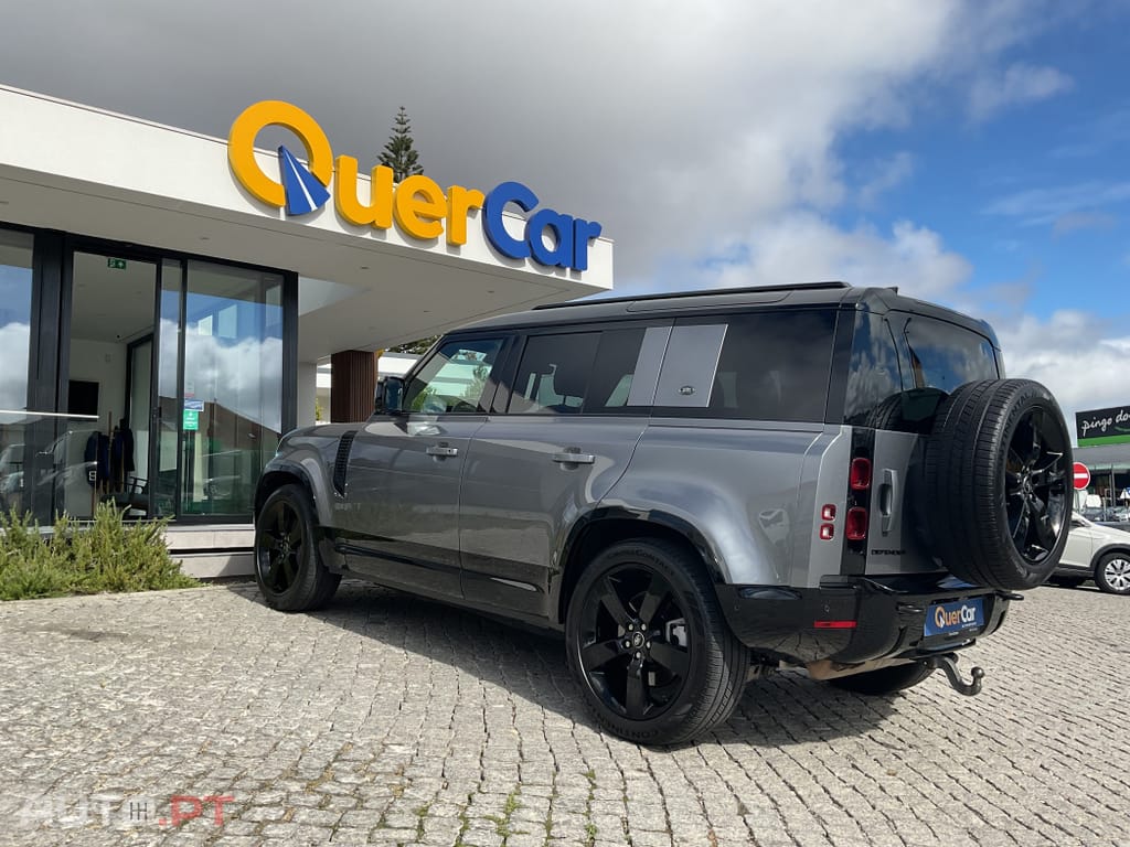 Land Rover Defender 3.0 D250 110 AWD X-Dynamic SE