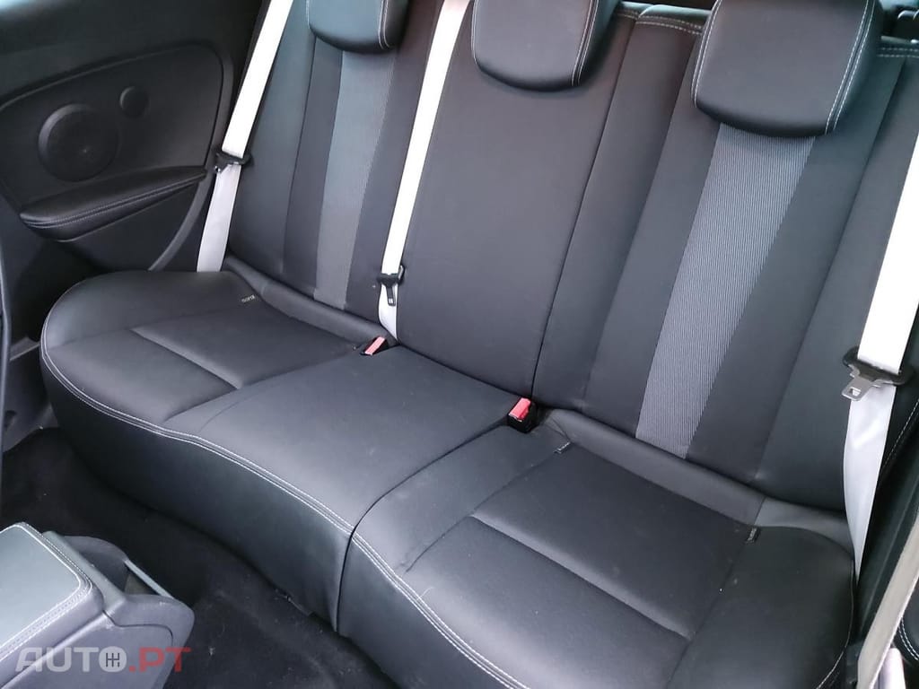 Renault Mégane Coupe 1.6 dCi Bose Edition Energy