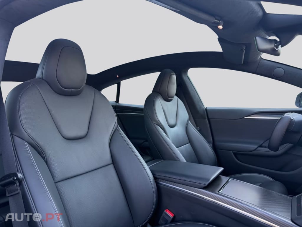 Tesla Model S I.V.A DEDUTIVEL Plaid