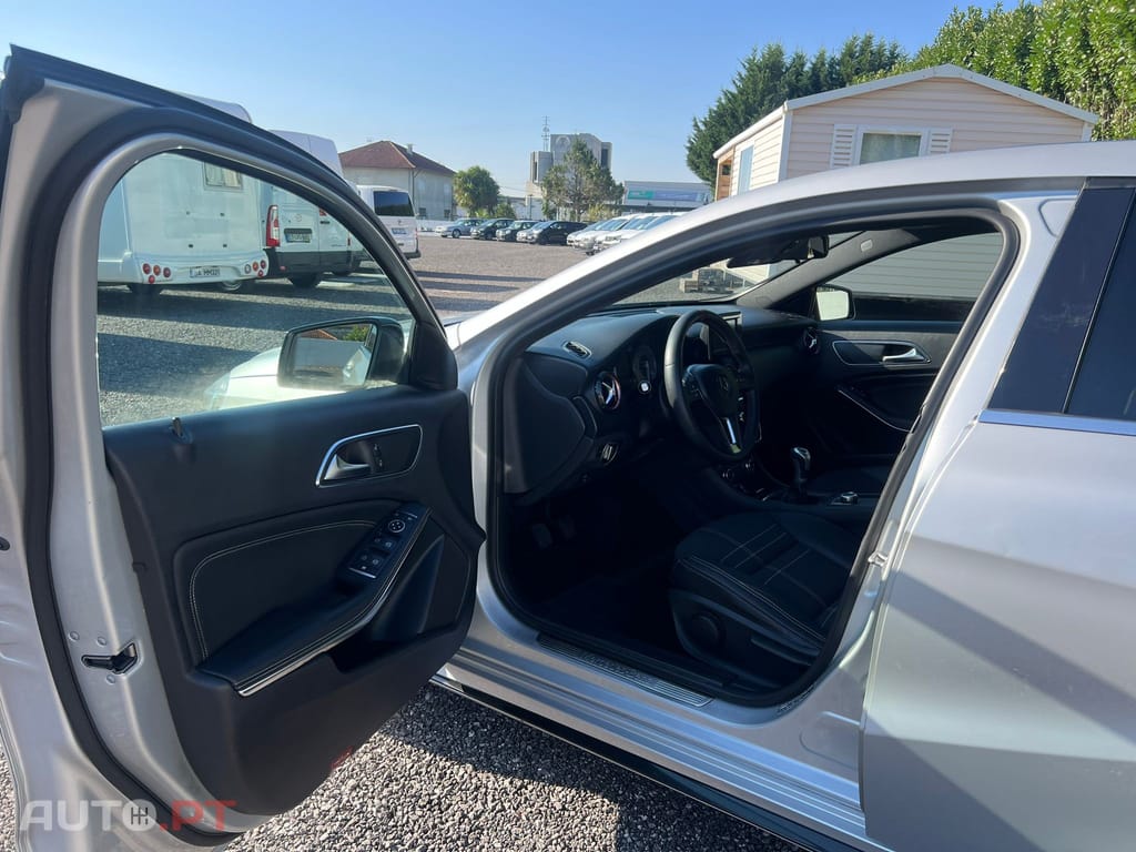 Mercedes-Benz A 180 d AMG Line
