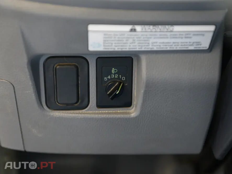 Mitsubishi Canter 3C13 c/ bascula