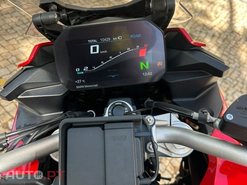 BMW F XR