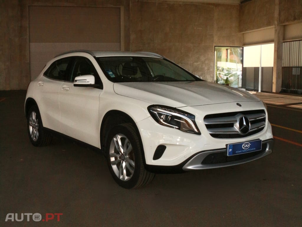 Mercedes-Benz GLA 180 Urban
