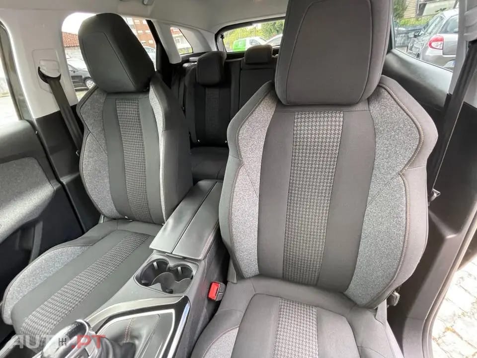 Peugeot 3008 1.5 BlueHDi Active Pack