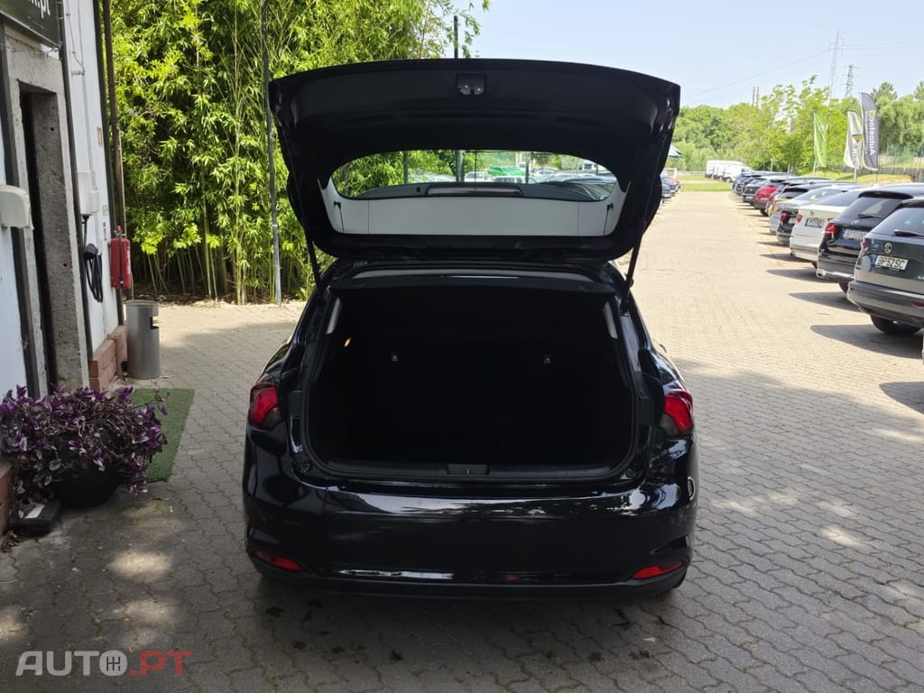Fiat Tipo 1.3 M-Jet Easy