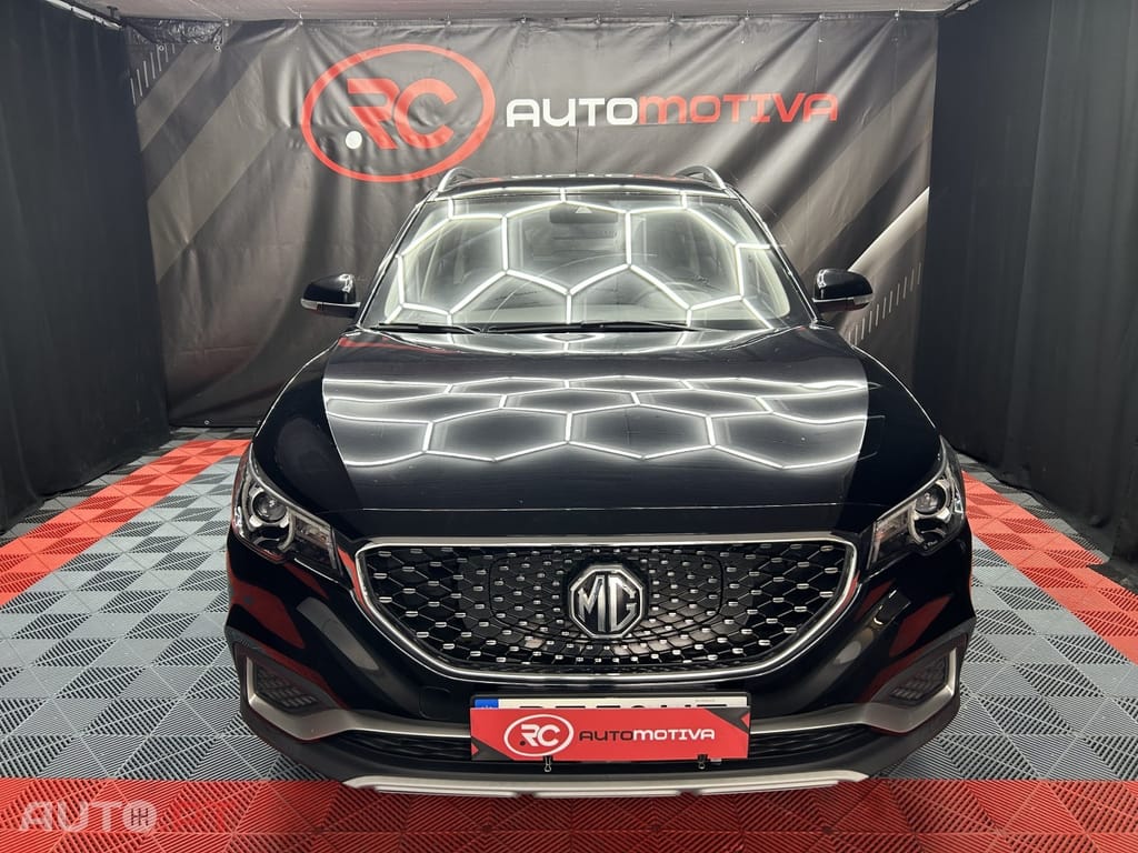 MG ZS EV 44.5 kWh Luxury