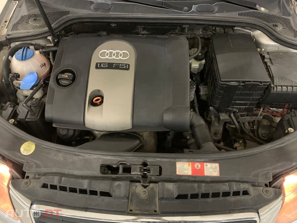 Audi A3 1.6 FSI ATTRACTION