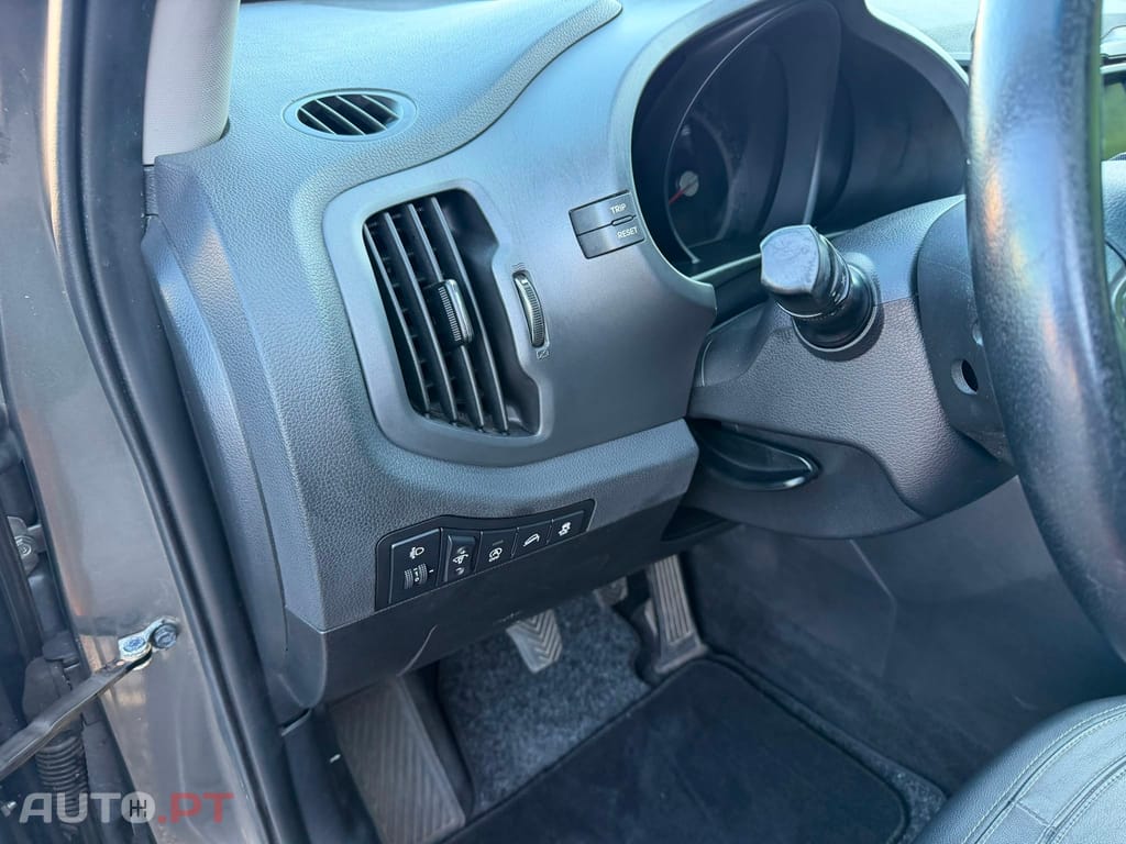 Kia Sportage 1.7 CRDi ISG LX