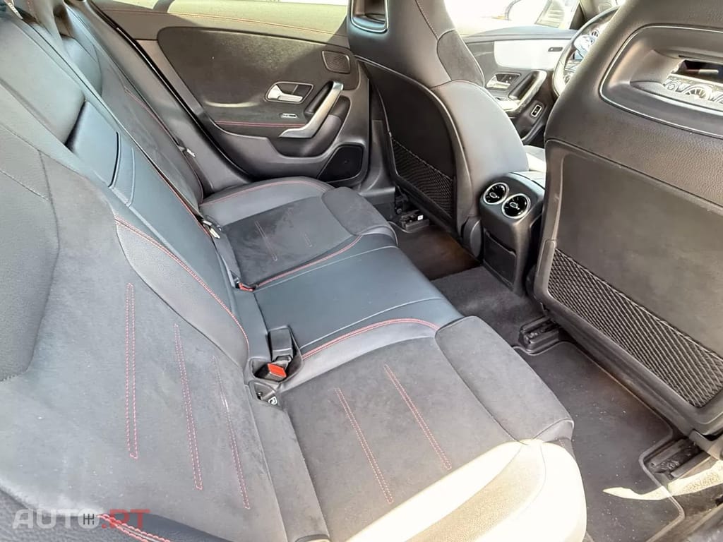 Mercedes-Benz CLA 180 d Shooting Brake AMG Line Aut.
