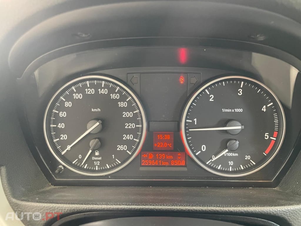 BMW 320 d EfficientDynamics Navigation