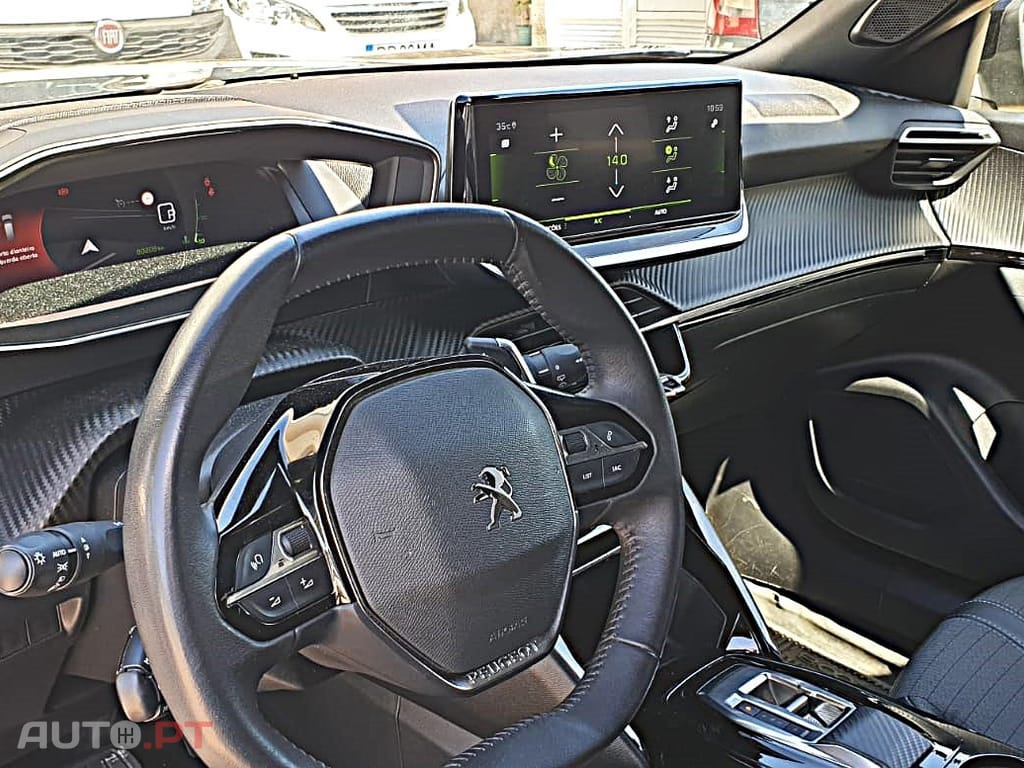 Peugeot 2008 1.2 PureTech Allure Pack EAT8