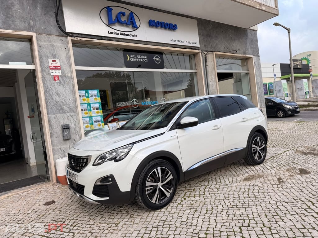 Peugeot 3008 1.6 Hybrid Allure Pack e-EAT8