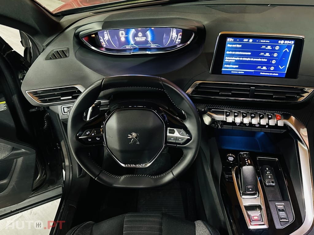 Peugeot 3008 1.2 PureTech Allure EAT8