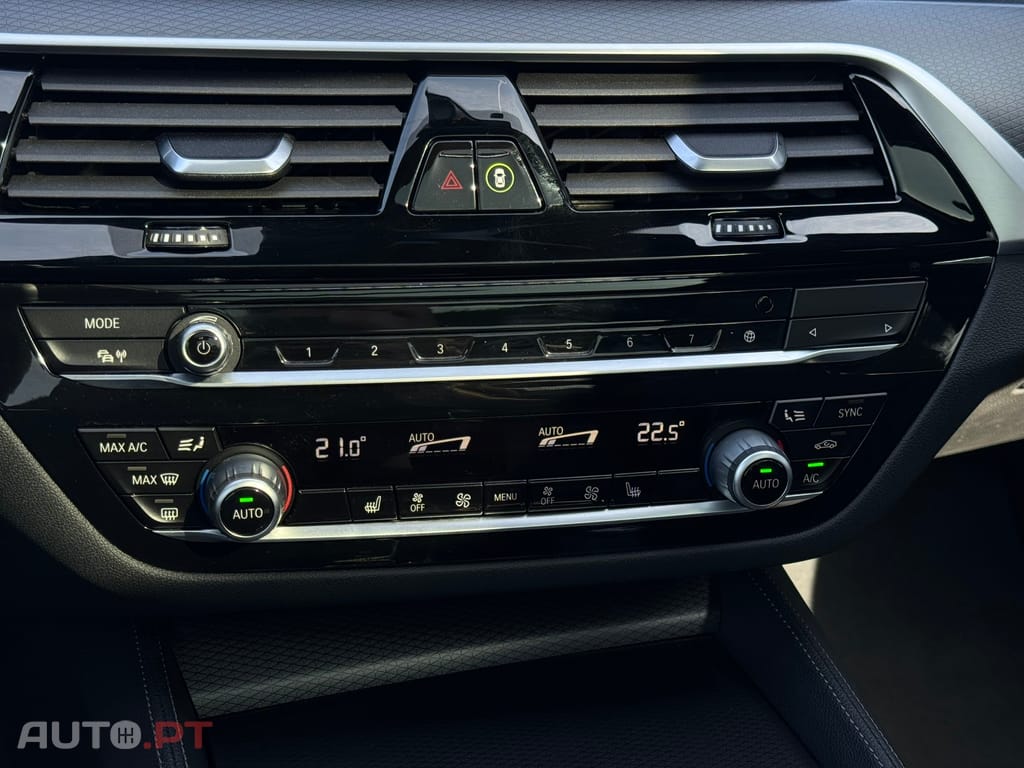 BMW 530 e Pack Desportivo M