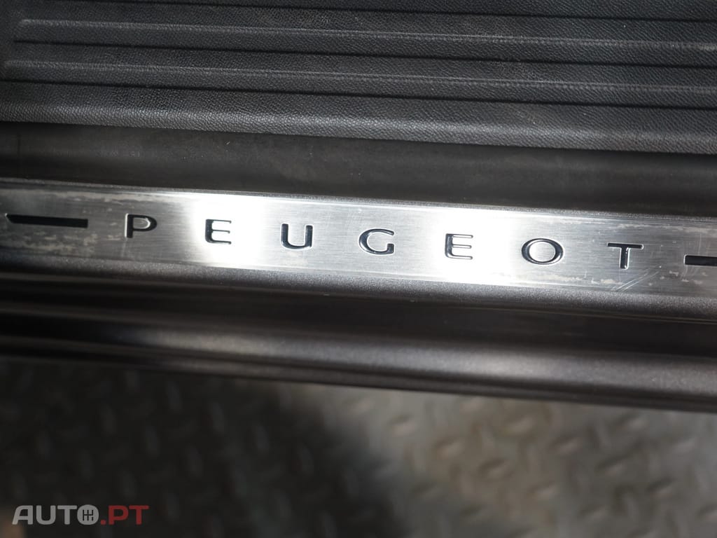 Peugeot 2008 1.2 PureTech GT Line