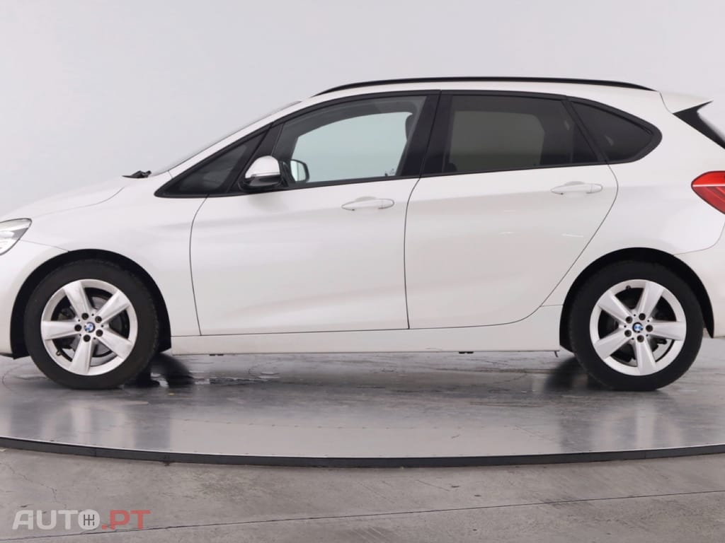BMW 216 d Advantage