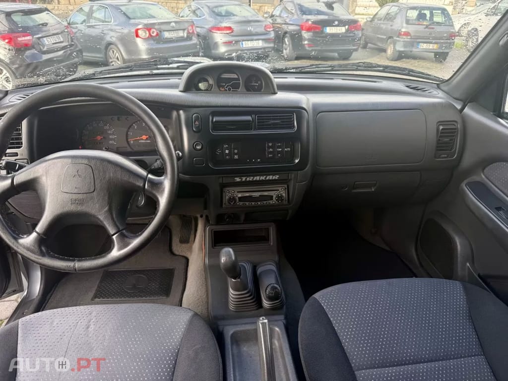 Mitsubishi L200 2.5 TD CD Strakar AC+ABS