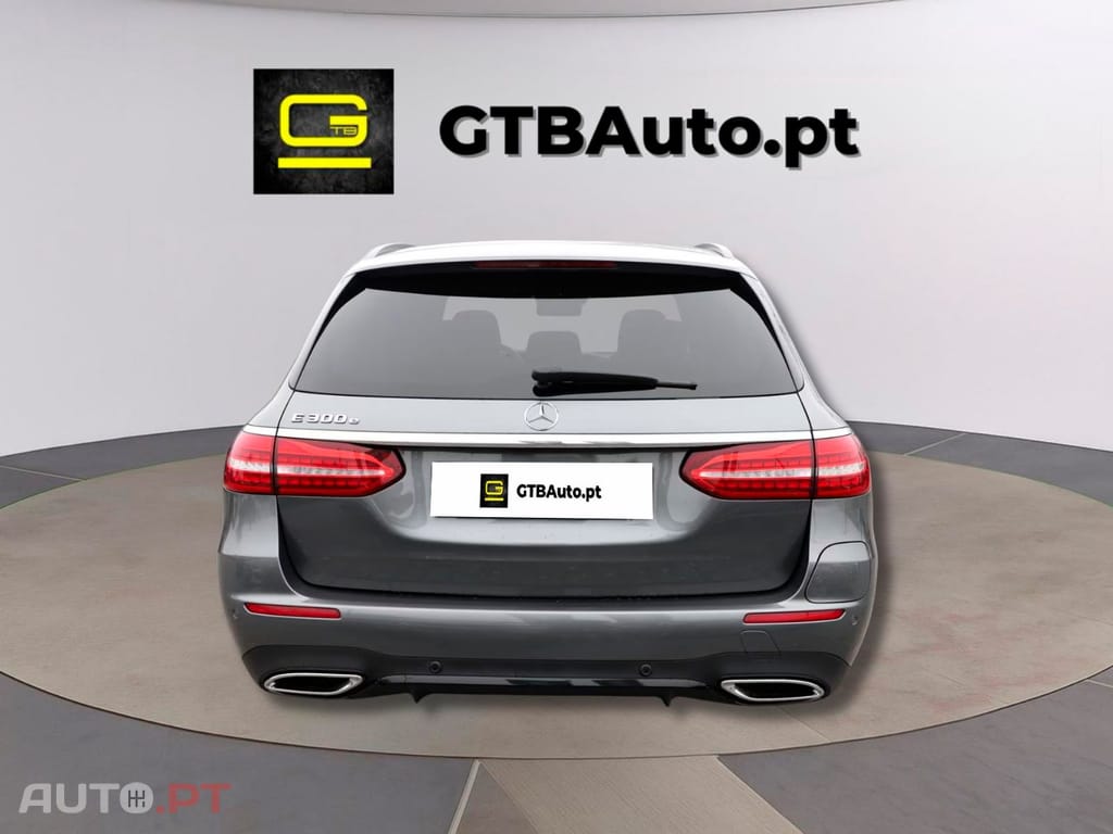Mercedes-Benz E 300 I.V.A DEDUTIVEL e T AMG