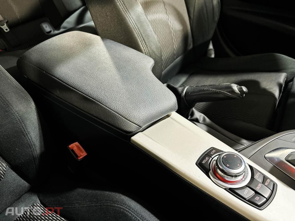 BMW 318 d Line Sport Shadow Auto
