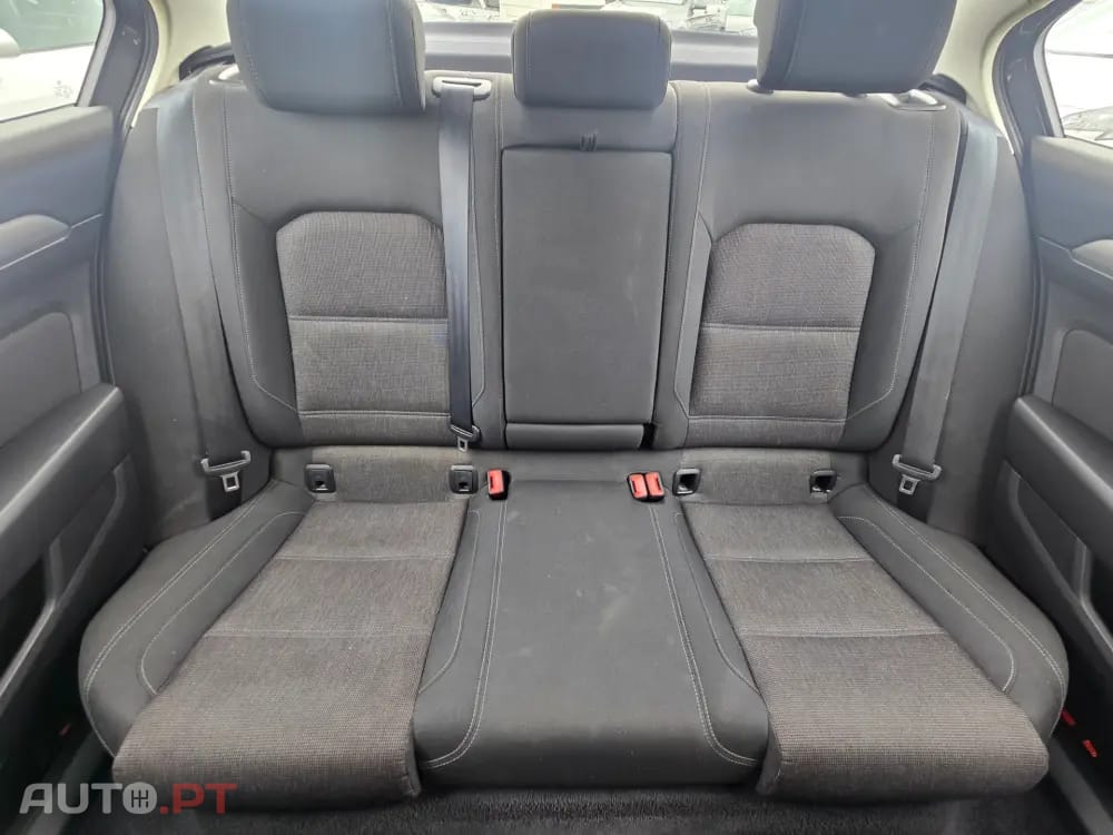 Volkswagen Passat 2.0 TDi Confortline DSG