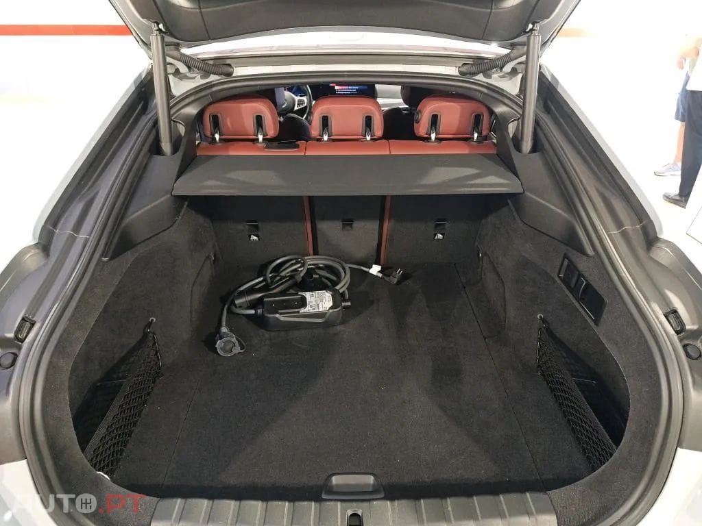 BMW i4 eDrive40 Desportiva M