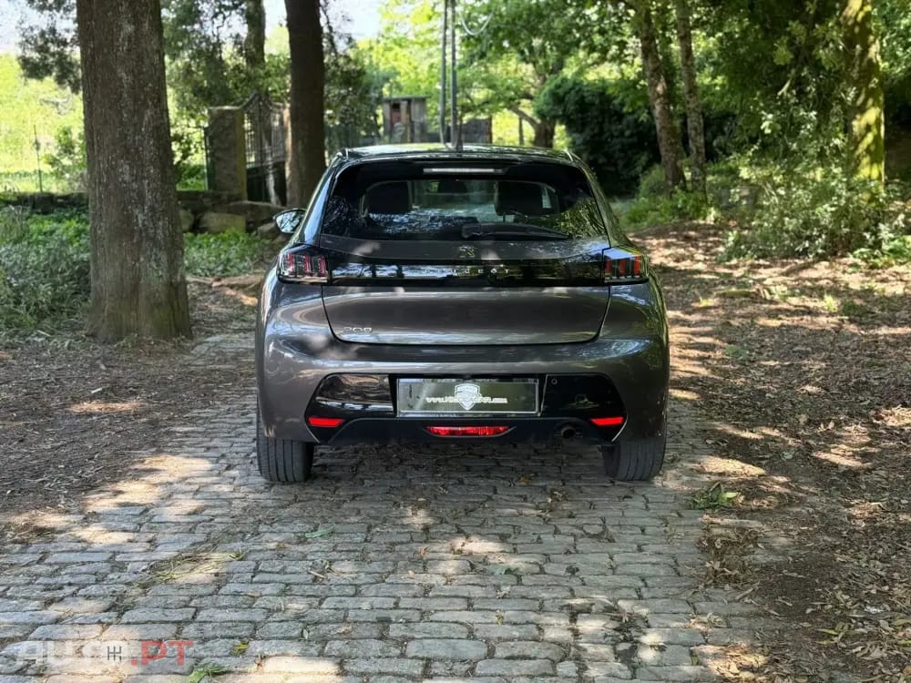 Peugeot 208 1.2 PureTech Allure Pack EAT8
