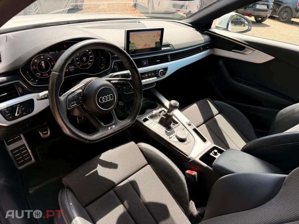 Audi A4 Avant 2.0 TDI DPF S line Sport Pack