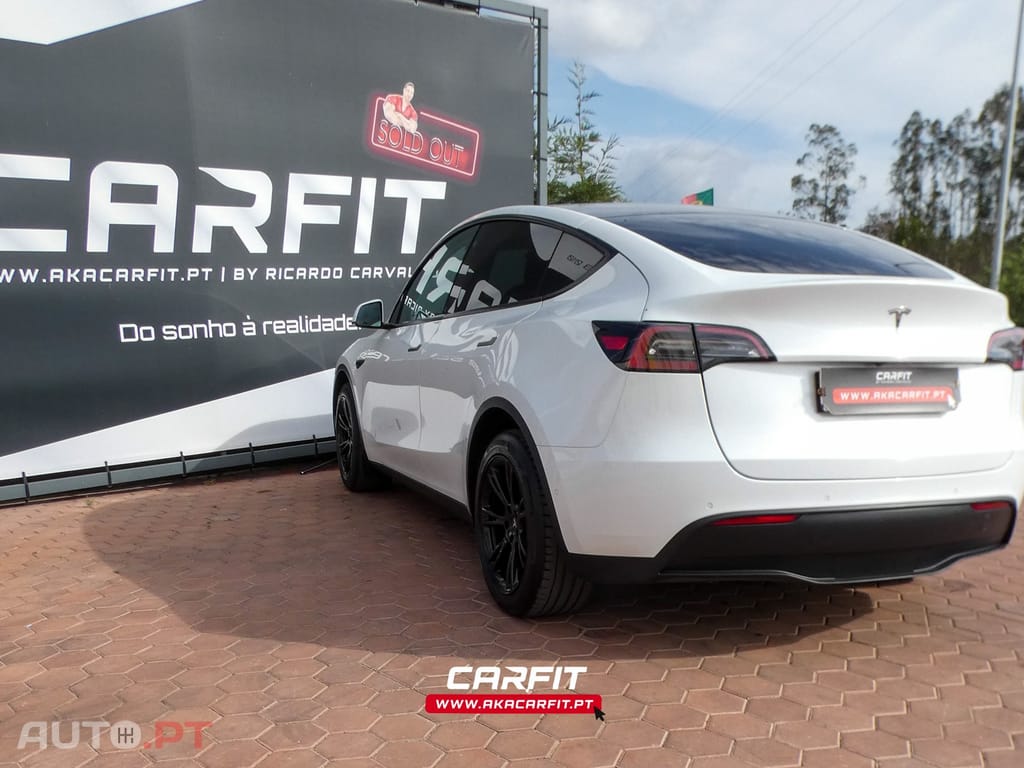 Tesla Model Y Long Range Tração Integral — fotografia 11