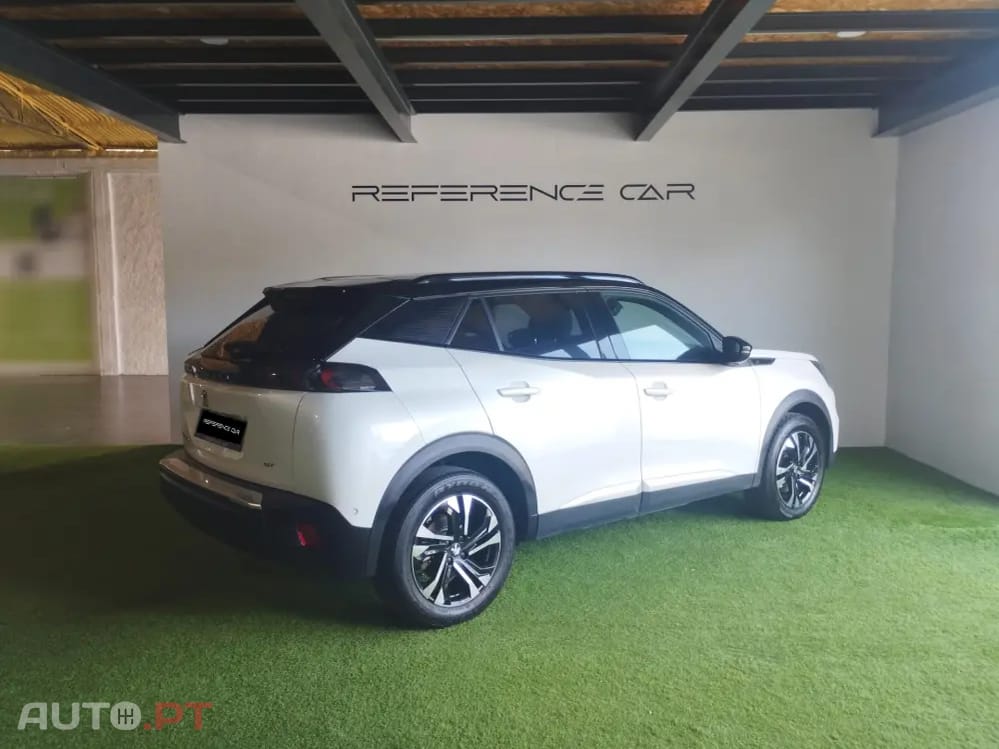 Peugeot E-2008 GT Pack