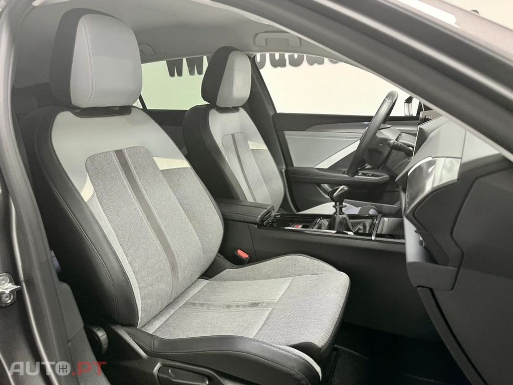 Opel Astra 1.5 D Elegance