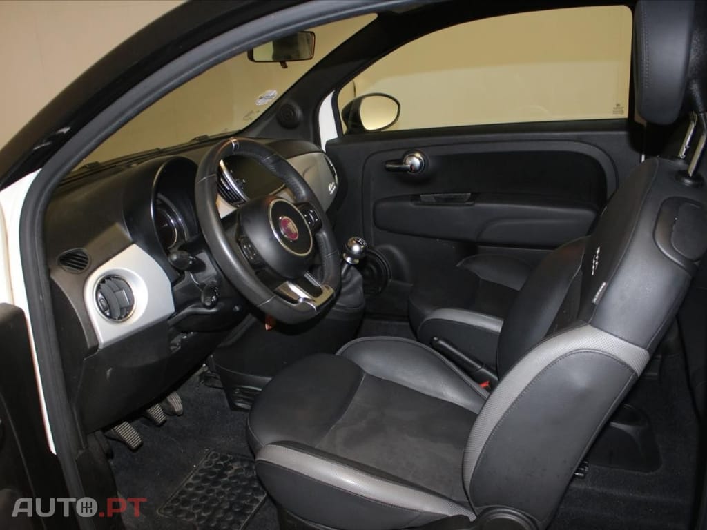 Fiat 500 1.0 Hybrid Hey Google