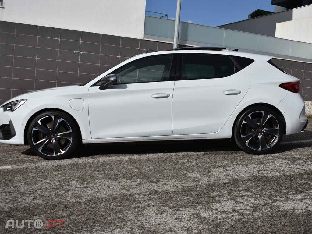 Cupra Leon 1.4 e-Hybrid Cupra DSG VZ