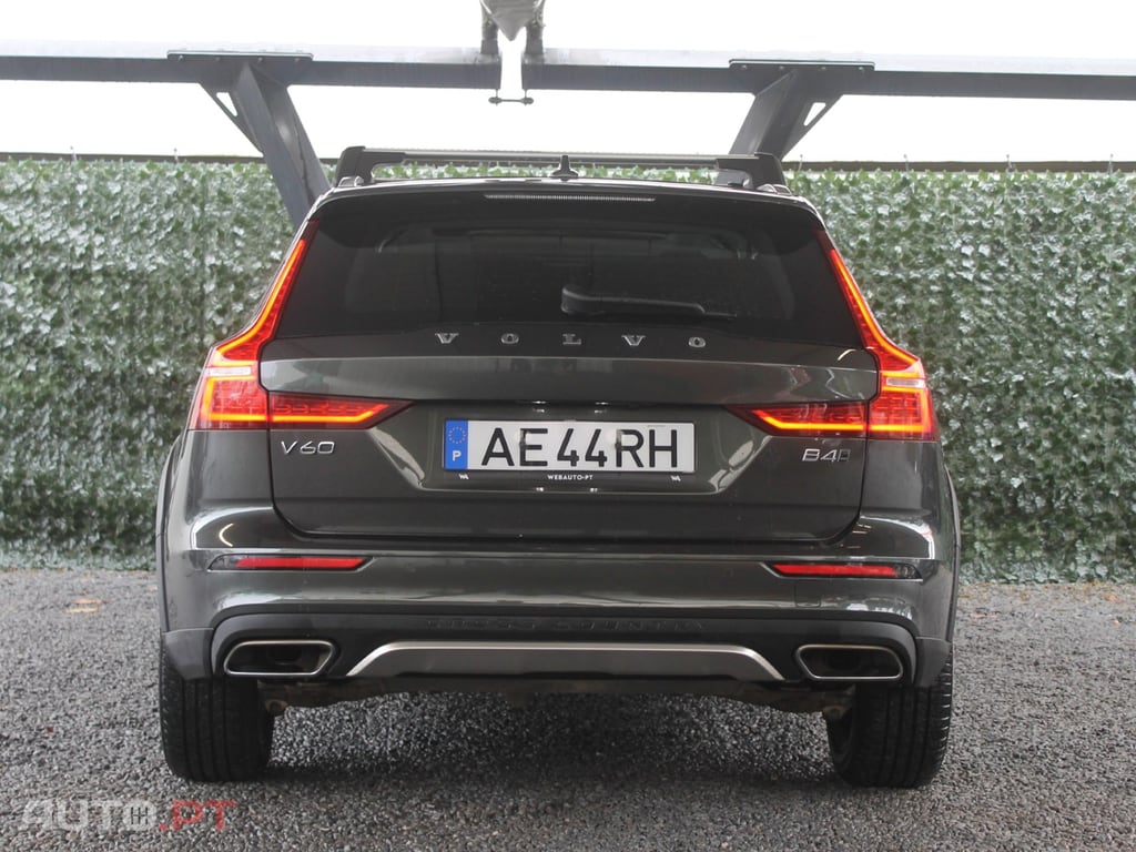 Volvo V60 Cross Country 2.0 B4 Geartronic