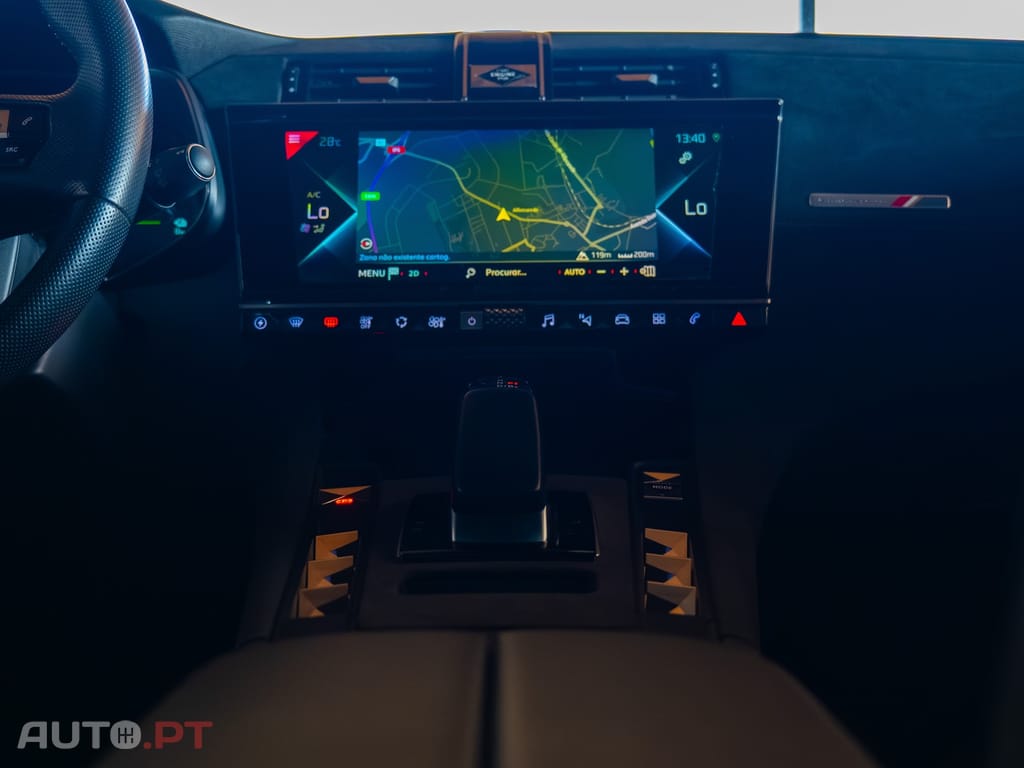 DS DS7 Crossback E-Tense Performance Line EAT8