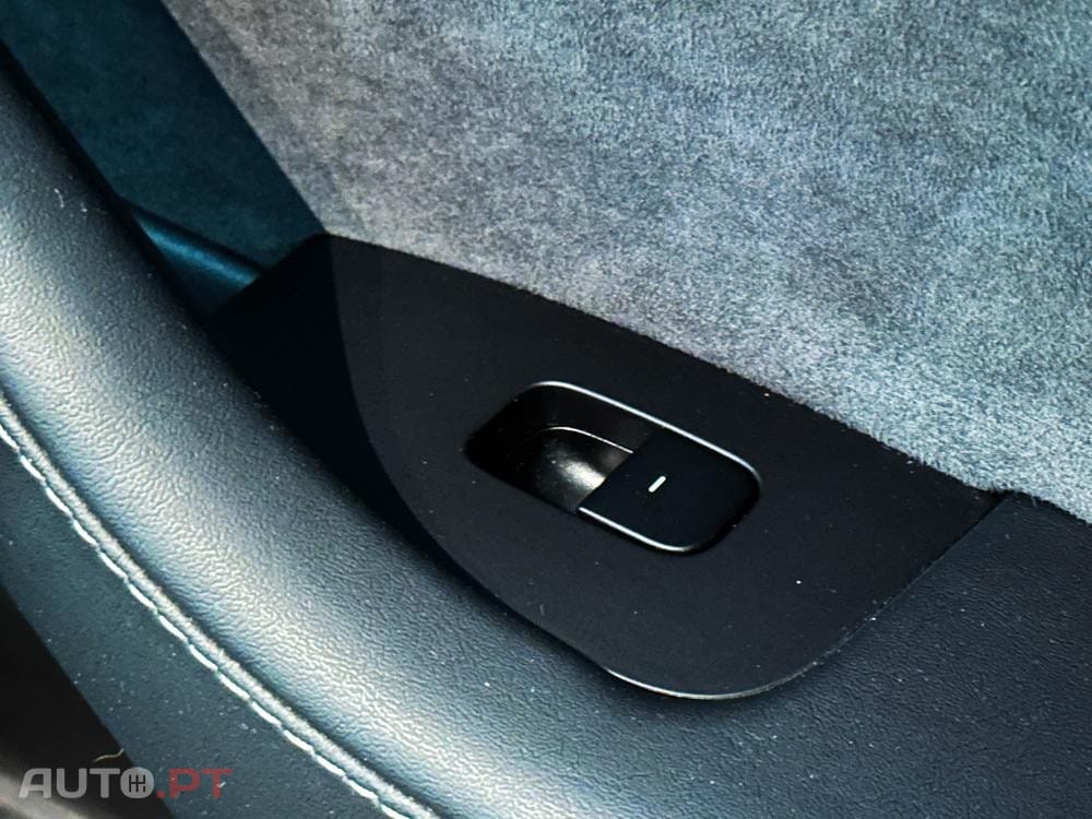 Tesla Model 3 Long Range AWD Dual Motor