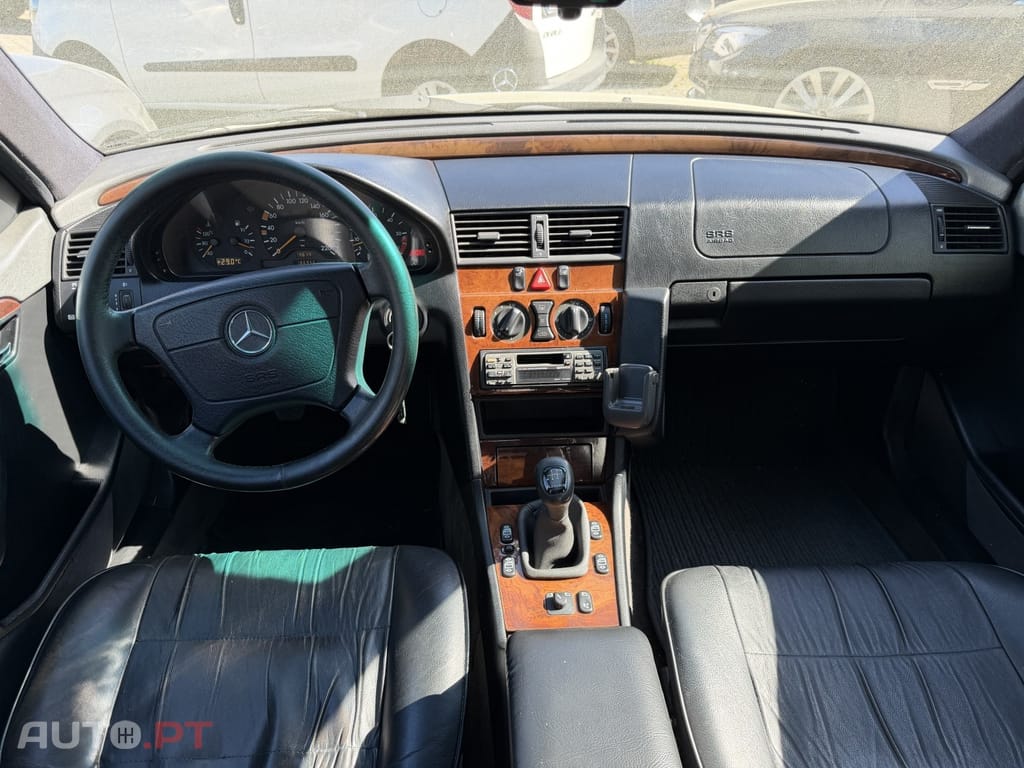 Mercedes-Benz C 220 D Elegance