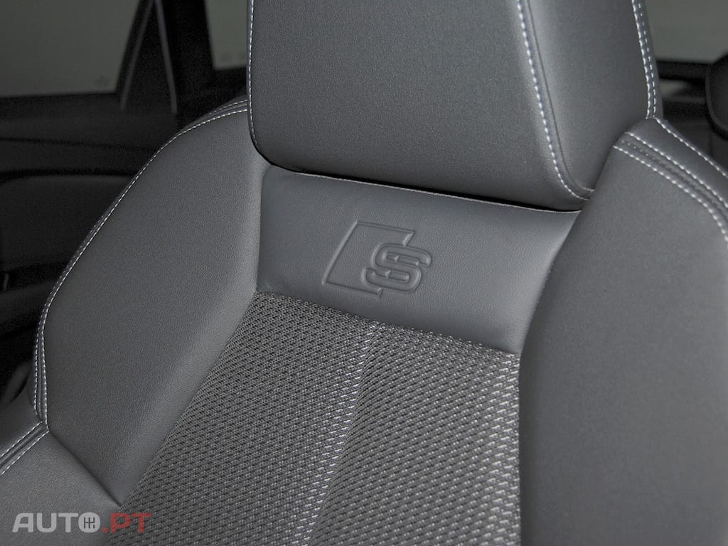 Audi Q4 E-Tron 45 82 kWh SE Business Plus
